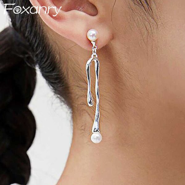 charm anry prevent allergy asymmetric d earrings for women couples new fashion simple irregular geometric handmade party jewelry l230315, Golden
charm anry prevent allergy asymmetric d earrings for women couples new fashion simple irregular geometric handmade party jewelry l230315, Golden