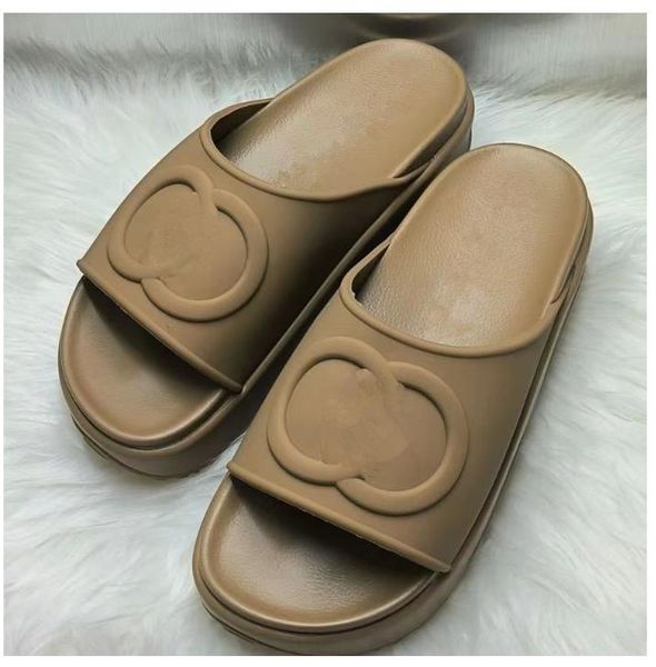 2023 sandal slipper internet celebrity burst solid color flat heels leisure thickened outside wear stepping on poop feeling increased 5 cm c, Black
2023 sandal slipper internet celebrity burst solid color flat heels leisure thickened outside wear stepping on poop feeling increased 5 cm c, Black