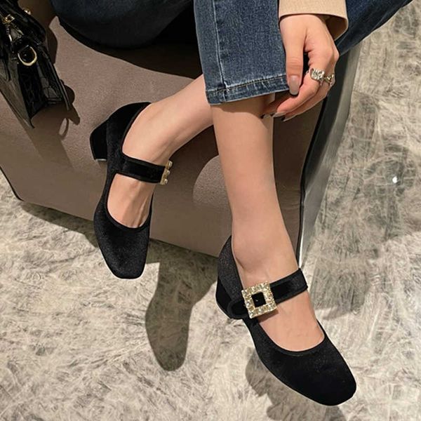 shallow rhinestone women pumps square toe female casual outdoor sandals crystal buckle strap elegant ladies med heels shoes 0316, Black
shallow rhinestone women pumps square toe female casual outdoor sandals crystal buckle strap elegant ladies med heels shoes 0316, Black