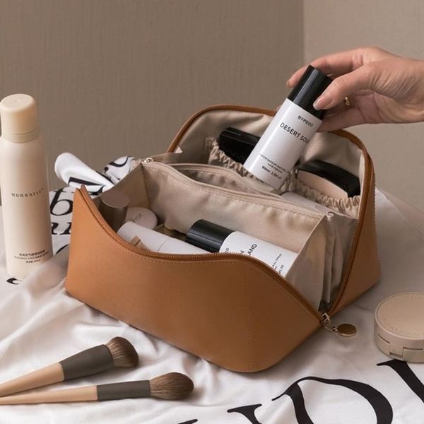 cosmetic bags cases large travel bag for women makeup organizer female toiletry leather highcapacity case storage pouch 230316
cosmetic bags cases large travel bag for women makeup organizer female toiletry leather highcapacity case storage pouch 230316
