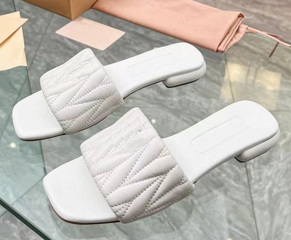 sandals slippers women's two miu cowhide saudi shoes chaussures de designer tory channel white black z2
sandals slippers women's two miu cowhide saudi shoes chaussures de designer tory channel white black z2
