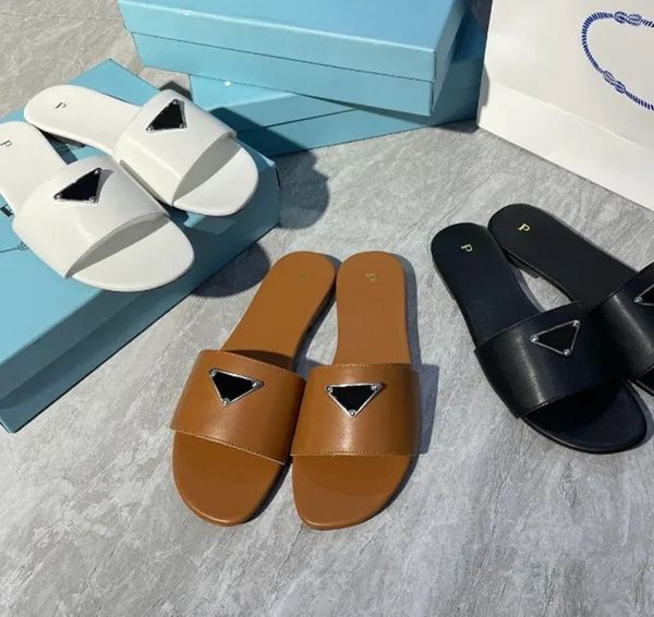 2023 designer summer sandals fashion women's slippers leather slippers metal chain ladies leisure slippers 35-40, Black
2023 designer summer sandals fashion women's slippers leather slippers metal chain ladies leisure slippers 35-40, Black