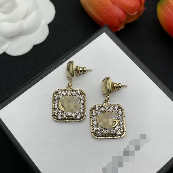 high classic 18k gold plated stud designer double g earring luxury geometric crystal heart-shaped couple earrings for woman wedding birthday, Golden;silver
high classic 18k gold plated stud designer double g earring luxury geometric crystal heart-shaped couple earrings for woman wedding birthday, Golden;silver