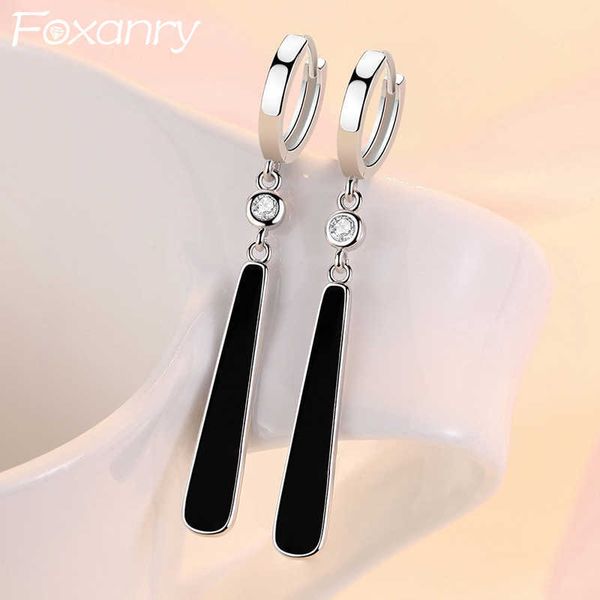 charm anry prevent allergy drop earrings for women new trendy elegant long tassel water drop geometric wedding party jewelry gifts l230315, Golden
charm anry prevent allergy drop earrings for women new trendy elegant long tassel water drop geometric wedding party jewelry gifts l230315, Golden