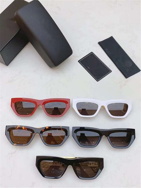 sunglasses for men and women summer classic style antireflection retro plate square full frame fashion eyeglasses random box black, White;black
sunglasses for men and women summer classic style antireflection retro plate square full frame fashion eyeglasses random box black, White;black