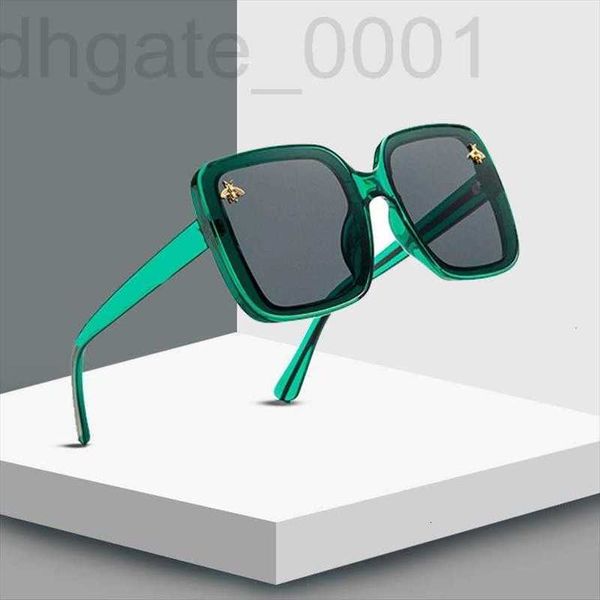 sunglasses designer fashion square frame bee men women brand vintage sun glasses shades 0n9x, White;black
sunglasses designer fashion square frame bee men women brand vintage sun glasses shades 0n9x, White;black