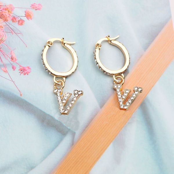 4colors 18k gold designer earrings ear stud designers brand geometry letters women pearl earring wedding party jewerlry classic style luxury, Golden;silver
4colors 18k gold designer earrings ear stud designers brand geometry letters women pearl earring wedding party jewerlry classic style luxury, Golden;silver