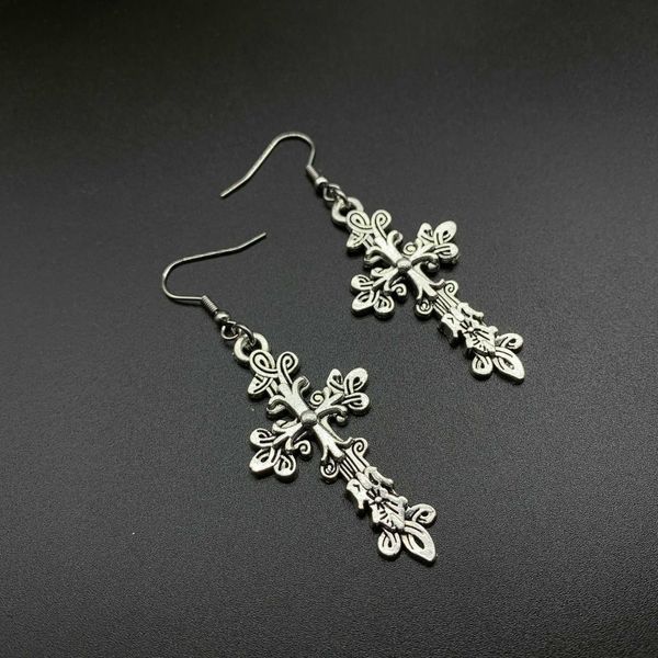 charm gothic vintage cross earrings vintage cool punk dangle crystal ear jacket goth dagger earrings jewelry gift for women l230315, Golden
charm gothic vintage cross earrings vintage cool punk dangle crystal ear jacket goth dagger earrings jewelry gift for women l230315, Golden