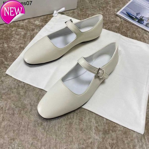 the row shoes women's leather french strap mary jane shoes flat comfortable casual single black white's shoes 456
the row shoes women's leather french strap mary jane shoes flat comfortable casual single black white's shoes 456