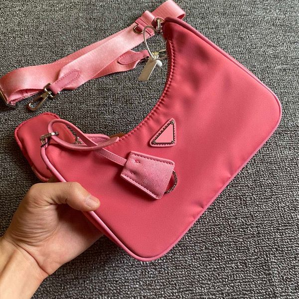 designer bag womens fashion exquisite crossbody bag waterproof compact bag ladies design sense underarm bag nylon handbag card bag purse
designer bag womens fashion exquisite crossbody bag waterproof compact bag ladies design sense underarm bag nylon handbag card bag purse