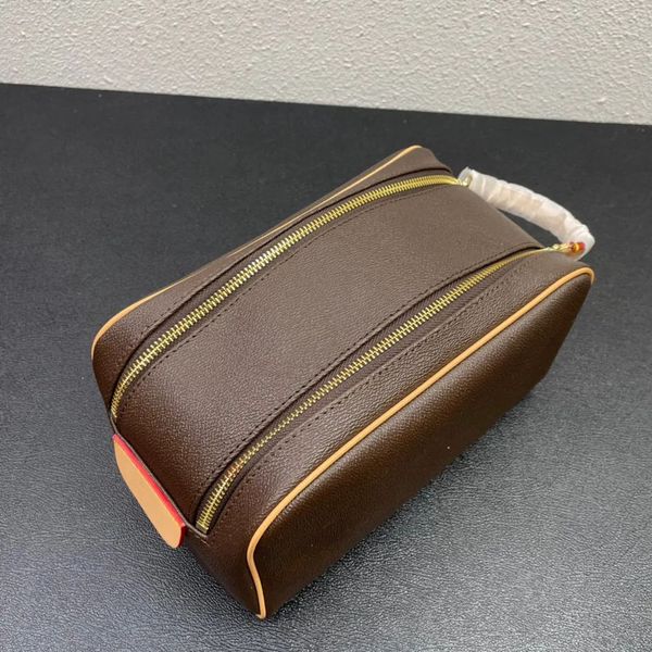 king size toiletry bag men extra large wash bags luxurys designers make up cosmetic toilet pouch women beauty makeup case pochette accessoir
king size toiletry bag men extra large wash bags luxurys designers make up cosmetic toilet pouch women beauty makeup case pochette accessoir