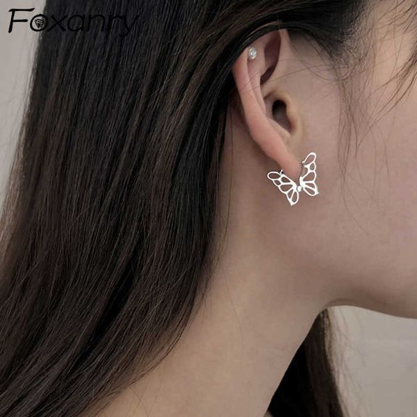 charm anry prevent allergy silver color d earrings for women new trendy elegant hollow butterfly party jewelry ear buckle l230315, Golden
charm anry prevent allergy silver color d earrings for women new trendy elegant hollow butterfly party jewelry ear buckle l230315, Golden