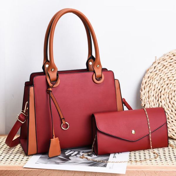 fashion women bag designers bags 2pcs shoulder handbag handbags messenger bag credit card holder coin purses tote female purse with small wa
fashion women bag designers bags 2pcs shoulder handbag handbags messenger bag credit card holder coin purses tote female purse with small wa