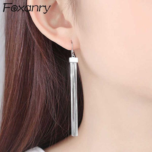 charm anry prevent allergy silver color drop earrings for women summer new elegant vintage sweet long tassels party jewelry l230315, Golden
charm anry prevent allergy silver color drop earrings for women summer new elegant vintage sweet long tassels party jewelry l230315, Golden