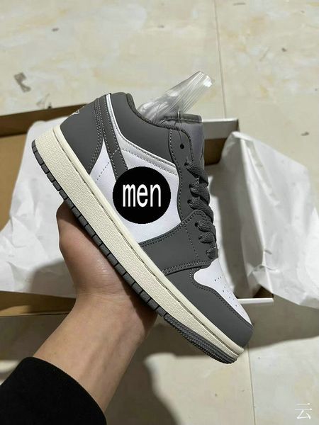 shoes other sporting goods retro sports 1 low'85 wings 'phantom' men 1s i white green male sneakers
shoes other sporting goods retro sports 1 low'85 wings 'phantom' men 1s i white green male sneakers