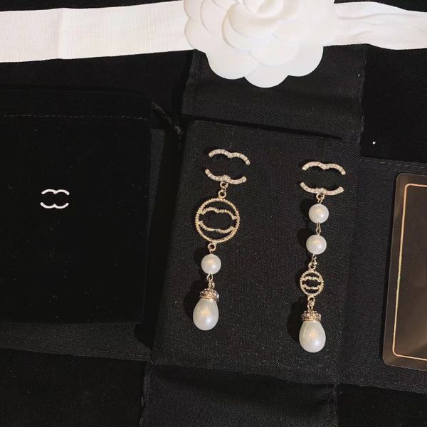 designer stud earring charm asymmetrical pearl earrings female love earrings premium fashion jewelry couple family accessories gift box, Golden
designer stud earring charm asymmetrical pearl earrings female love earrings premium fashion jewelry couple family accessories gift box, Golden
