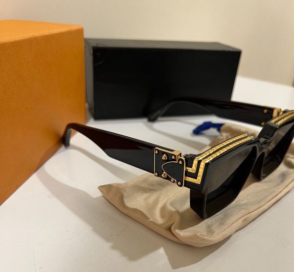 luxury millionaire sunglasses for men women full frame vintage designer evidence sunglasses millionaires cyclone shiny gold sell gold plated, White;black
luxury millionaire sunglasses for men women full frame vintage designer evidence sunglasses millionaires cyclone shiny gold sell gold plated, White;black