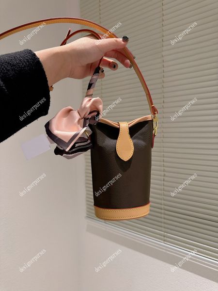 tz designer brand fold me pouch handbag classic brown flower mini fries bag fashion shoulder bag luxury handbags vintage crossbody purses bu
tz designer brand fold me pouch handbag classic brown flower mini fries bag fashion shoulder bag luxury handbags vintage crossbody purses bu