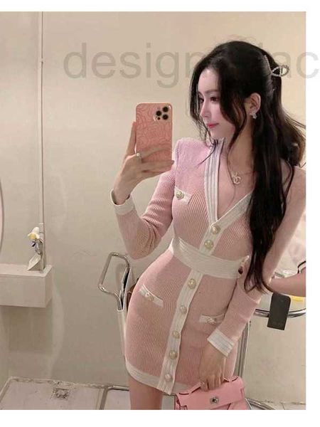 casual dresses designer autumn winter new color contrast long-sleeved knitted dress light cooked buttock skirt metal button nbcq, Black;gray
casual dresses designer autumn winter new color contrast long-sleeved knitted dress light cooked buttock skirt metal button nbcq, Black;gray