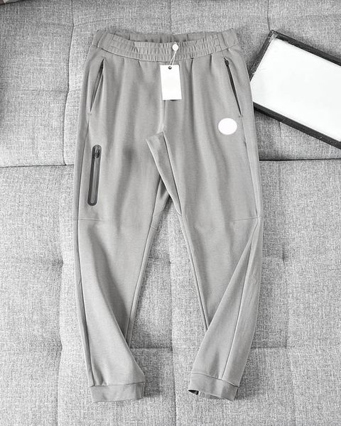 23ss leather metel logo men pant spring summer france luxury brand joggers transportation casual trouser size m--xxxl, Black
23ss leather metel logo men pant spring summer france luxury brand joggers transportation casual trouser size m--xxxl, Black