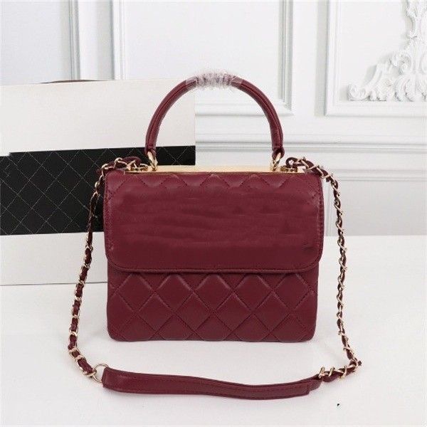 designer original ladies shoulder bag leather handbag messenger chain bag cns one shoulder bag fashion style women bag
designer original ladies shoulder bag leather handbag messenger chain bag cns one shoulder bag fashion style women bag