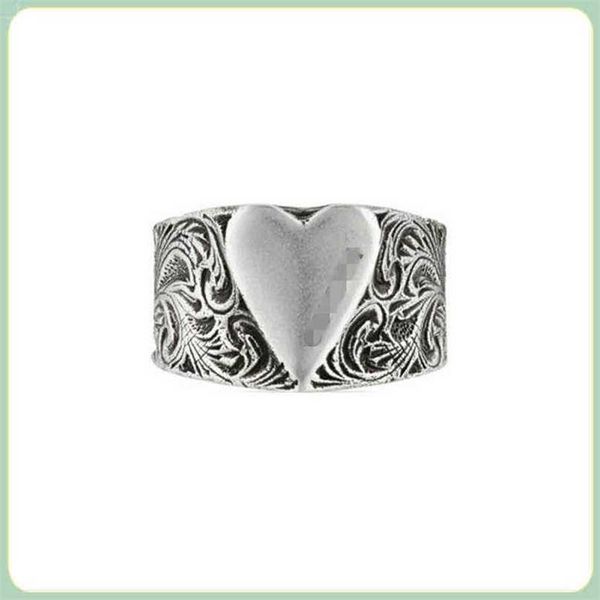 ring new love fashion trend used for men and women lovers with the same carved pattern pair ring factory direct sales 70% off, Silver
ring new love fashion trend used for men and women lovers with the same carved pattern pair ring factory direct sales 70% off, Silver
