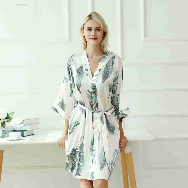 casual dresses new comfortable five-quarter sleeve elastic satin printing style pajamas underwear cardigan sewn women's home wear 3f4k, Black;gray
casual dresses new comfortable five-quarter sleeve elastic satin printing style pajamas underwear cardigan sewn women's home wear 3f4k, Black;gray