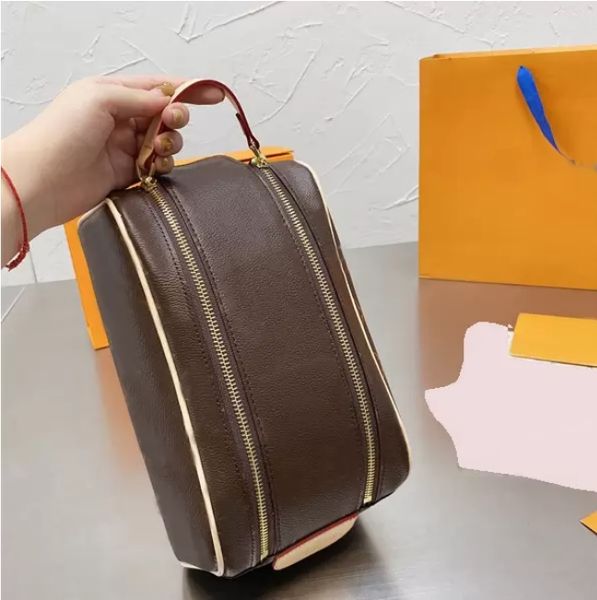 luxurys designers bags women handbag cross body crossbody bag shoulder lady wallet simple versatile metal letter leather solid leather handb
luxurys designers bags women handbag cross body crossbody bag shoulder lady wallet simple versatile metal letter leather solid leather handb