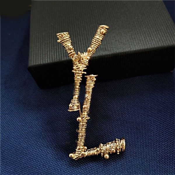 classic designer brooch brass letters pins geometric brasses clothing beautiful dress hats accessories party couples men suit brooches femal, Gray
classic designer brooch brass letters pins geometric brasses clothing beautiful dress hats accessories party couples men suit brooches femal, Gray