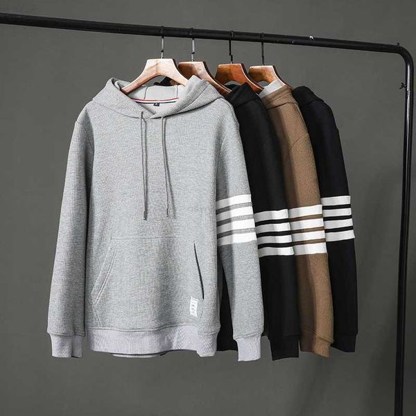 designer hoodie tb plush thickened four bar waffle winter men's round neck sweater fashion loose warm bottomed shirt mens brands, White;black
designer hoodie tb plush thickened four bar waffle winter men's round neck sweater fashion loose warm bottomed shirt mens brands, White;black
