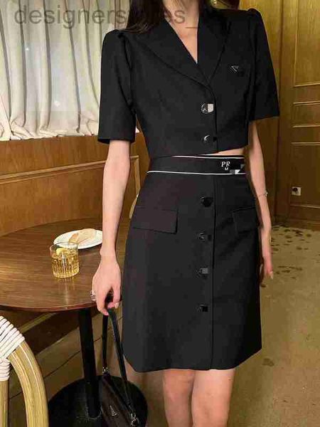 two piece dress designer spring and summer 2023 new suit short-sleeved skirt with foam sleeve design for chest decoration 8q4a, White
two piece dress designer spring and summer 2023 new suit short-sleeved skirt with foam sleeve design for chest decoration 8q4a, White