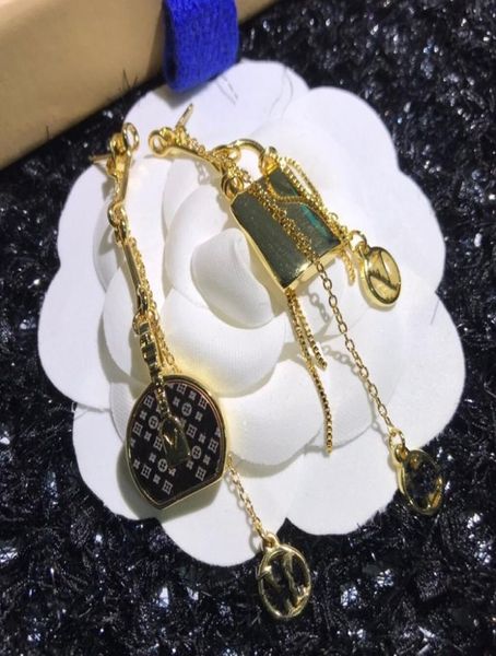 luxury designer jewelry women earring lock dangle earrings with letter copper gold plated elegant charm earrings fashion jewelry 3492447, Silver
luxury designer jewelry women earring lock dangle earrings with letter copper gold plated elegant charm earrings fashion jewelry 3492447, Silver
