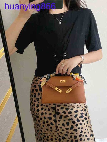 herms'sd handbags designer bags h kes handbags generation of pig nose chain leather palm pattern single shoulder cross arm handle small
herms'sd handbags designer bags h kes handbags generation of pig nose chain leather palm pattern single shoulder cross arm handle small