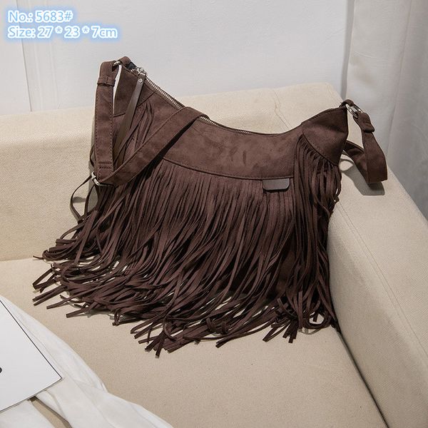 ladies shoulder bags 2 colors light and wear-resistant frosted tassel bag simple and versatile solid color leather backpack street personali
ladies shoulder bags 2 colors light and wear-resistant frosted tassel bag simple and versatile solid color leather backpack street personali