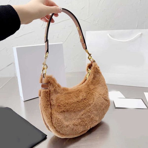 womens designer bag fur handbags saddle underarm bags women shoulder pea buns handbag leather designer clutch crossbody female purses 220413
womens designer bag fur handbags saddle underarm bags women shoulder pea buns handbag leather designer clutch crossbody female purses 220413