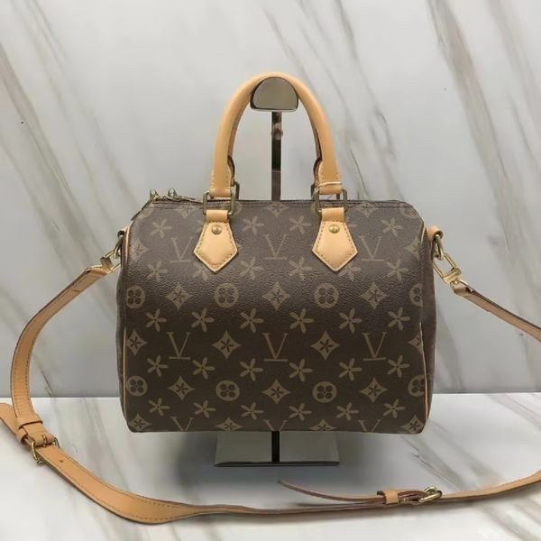 clutch m81085 nano speedy 20 25 luxury designer bag speedy padlock womens men shoulder bag tote leather duffle handbags speedy fashion cross
clutch m81085 nano speedy 20 25 luxury designer bag speedy padlock womens men shoulder bag tote leather duffle handbags speedy fashion cross