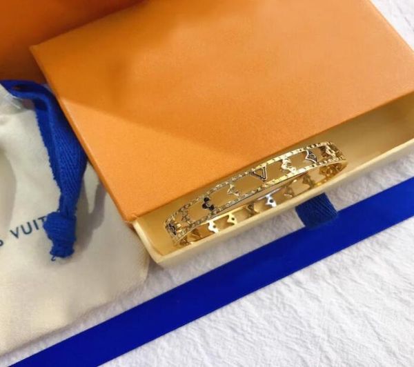 designer bracelets luxury jewelry charm bracelet women bangle letter plated stainless steel 18k gold wristband party gifts accesso6303123, Black
designer bracelets luxury jewelry charm bracelet women bangle letter plated stainless steel 18k gold wristband party gifts accesso6303123, Black