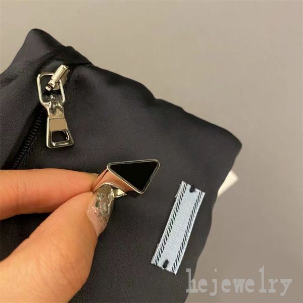 simple plated silver ring designer narrow enamelled triangle punk jewelry woman letter shine hypoallergenicity rings commitment birthday men
simple plated silver ring designer narrow enamelled triangle punk jewelry woman letter shine hypoallergenicity rings commitment birthday men