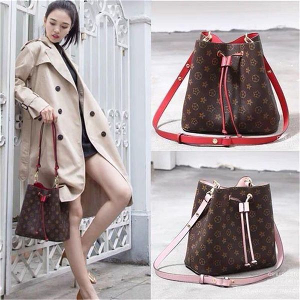 2023 r neonoe brown flower shoulder bags leather classic crossbody messenger handbags wholesale purse tote handbag
2023 r neonoe brown flower shoulder bags leather classic crossbody messenger handbags wholesale purse tote handbag