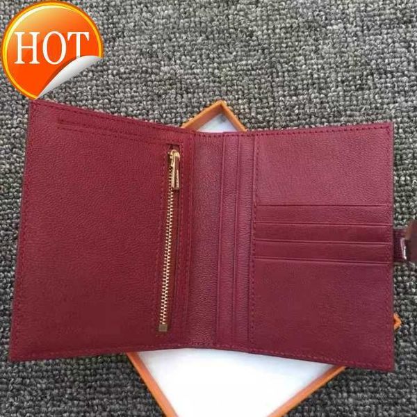 luxury designer bags handbag 2023 model is versatile stylish leather wallet women's short h-button two fold draw belt soft thin h for m
luxury designer bags handbag 2023 model is versatile stylish leather wallet women's short h-button two fold draw belt soft thin h for m