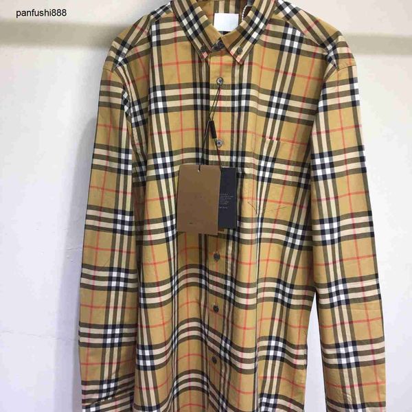 burbry plaid shirt spring and autumn 22 new relaxed fashion british men's slim fit khaki long sleeve, White;black
burbry plaid shirt spring and autumn 22 new relaxed fashion british men's slim fit khaki long sleeve, White;black