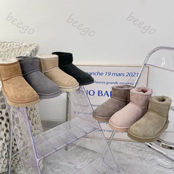 2023 new australia classic snow winter boots men neumel suede boot women ankle knee mens designer newm series booties women kids warm martin, Black
2023 new australia classic snow winter boots men neumel suede boot women ankle knee mens designer newm series booties women kids warm martin, Black