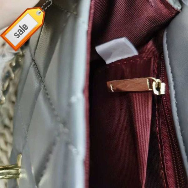 luxury women's brand designers shoulder bags 23 stylish new lingle chain small square bag multi-functional cross-body bag factory direc
luxury women's brand designers shoulder bags 23 stylish new lingle chain small square bag multi-functional cross-body bag factory direc
