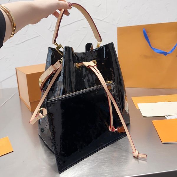 23ss luxury designer tote bag string five colors shoulder bags large capacity shopping diagonal sac
23ss luxury designer tote bag string five colors shoulder bags large capacity shopping diagonal sac