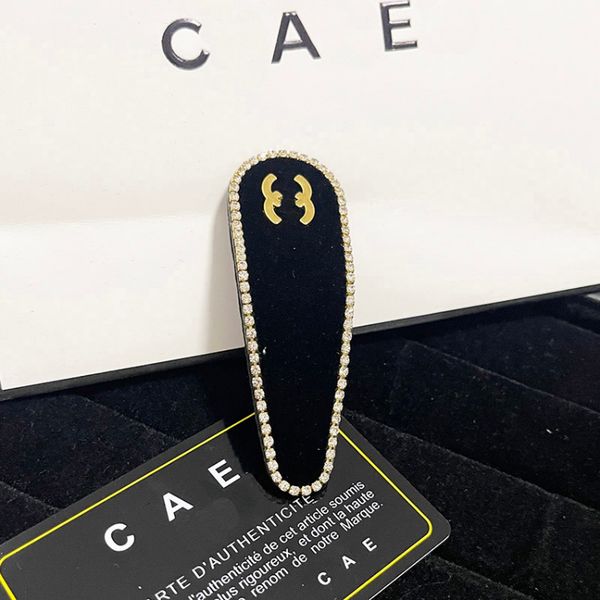 luxury barrettes designer women girls high sense water diamond pearl black hairpin brand bb clip leisure hairclips fashion square hairpin ve
luxury barrettes designer women girls high sense water diamond pearl black hairpin brand bb clip leisure hairclips fashion square hairpin ve