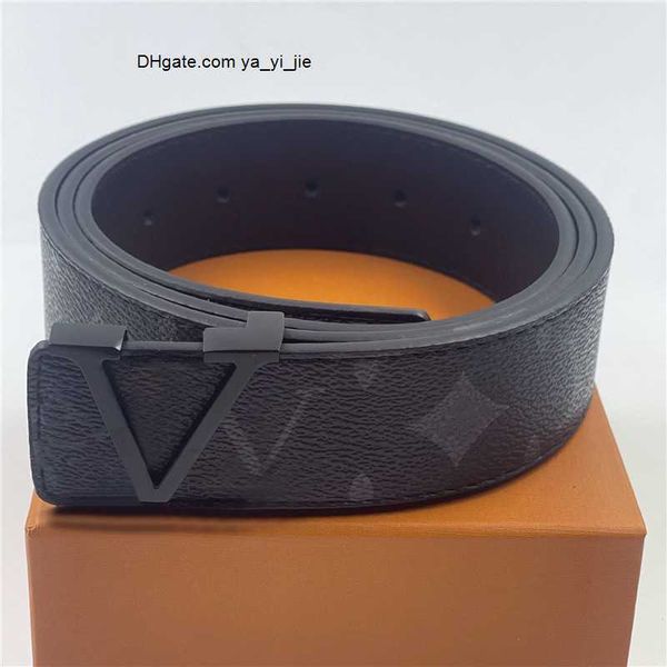 fashion designer belt luxury plaid presbyopia striped leather men's and women's belts 3.8cm wide with aaa, Black;brown
fashion designer belt luxury plaid presbyopia striped leather men's and women's belts 3.8cm wide with aaa, Black;brown