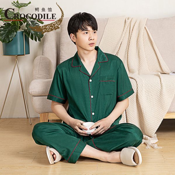 men's sleepwear early spring est satin chiffon cool comfortable men's pajamas loose breathable two colors sleepwear for men 230317, Black;brown
men's sleepwear early spring est satin chiffon cool comfortable men's pajamas loose breathable two colors sleepwear for men 230317, Black;brown