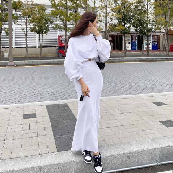 two piece dress korean autumn hoodies high waist mermaid skirt set two piece set loose elegant sweatshirts women tracksuit outfits d441 2303, White
two piece dress korean autumn hoodies high waist mermaid skirt set two piece set loose elegant sweatshirts women tracksuit outfits d441 2303, White