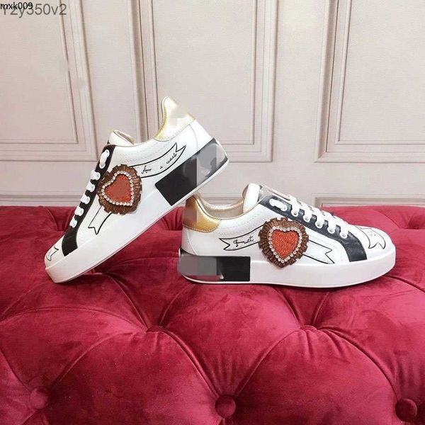 luxury women sandals sandal kitten designer heel slippers classic leather platform fashion casual shoes qu dgs''dolc''ga
luxury women sandals sandal kitten designer heel slippers classic leather platform fashion casual shoes qu dgs''dolc''ga