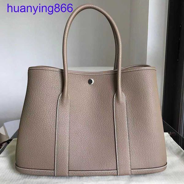 original edition herms's gardens advanced handbag handmade large 36cm elephant grey factory leather wax line hand sewn party garden bag
original edition herms's gardens advanced handbag handmade large 36cm elephant grey factory leather wax line hand sewn party garden bag